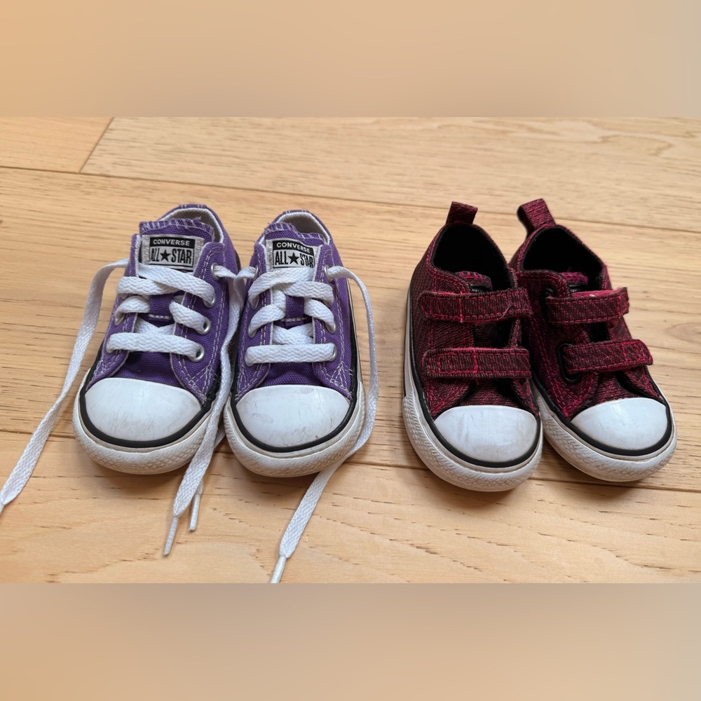 Converse toddler 4 Sneakers in Purple and pink/black